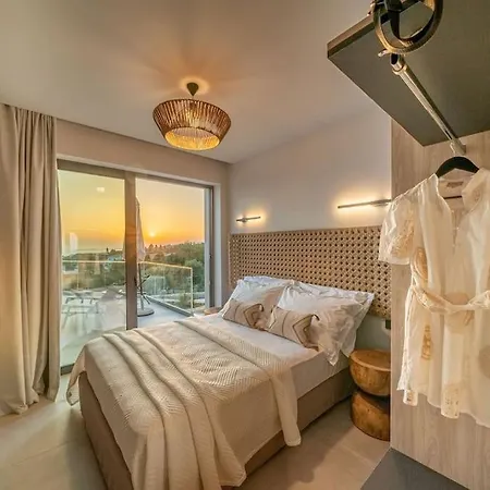 Luxury Gjovana's 2 Villa Svoronata