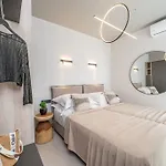 Luxury Gjovana's 2 Svoronata