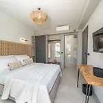 Luxury Gjovana's 2 Villa Svoronata