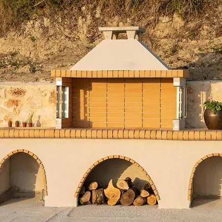 Villa Luxury Gjovana's 2 Svoronata